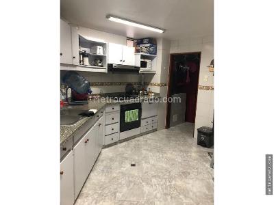 Apartamento en venta en Santa Barbara Oriental, Bogotá · foto 6 de 16