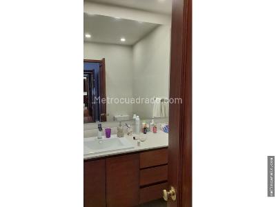 Apartamento de 3 alcobas en venta en Cabrera Chico, Bogotá, 365 m² · foto 13 de 18
