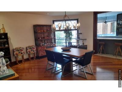 Apartamento de 3 alcobas en venta en Cabrera Chico, Bogotá, 365 m² · foto 5 de 18