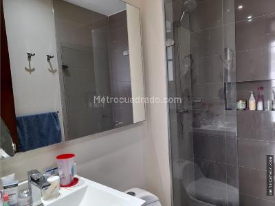 Apartamento de 3 alcobas en venta en Chico, Bogotá, 315 m² · foto 13 de 19