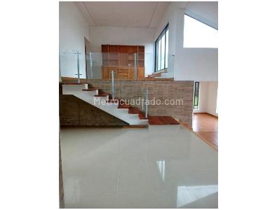 Casa de 3 alcobas en venta en Yerbabuena Sopo, Bogotá, 320 m² · foto 9 de 18