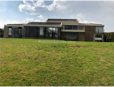 Casa de 3 alcobas en venta en Yerbabuena Sopo, Bogotá, 320 m² · foto 3 de 18
