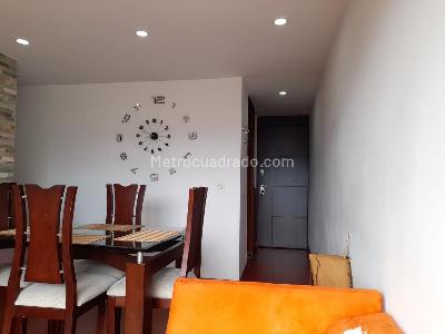 Apartamento en venta en El Redil, Bogotá · foto 2 de 8