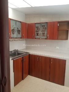 Casa de 5 alcobas en venta en Castilla Oriental, Bogotá, 266 m² · foto 10 de 19