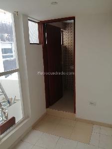 Casa de 5 alcobas en venta en Castilla Oriental, Bogotá, 266 m² · foto 15 de 19