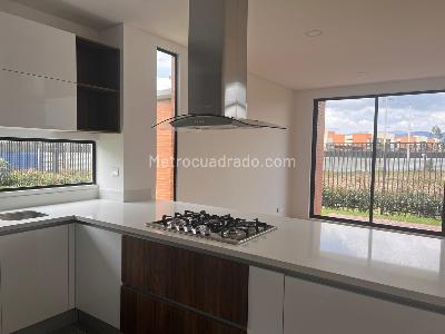 Casa de 3 alcobas en venta en Km 1, Cajicá, 164 m² · foto 5 de 17