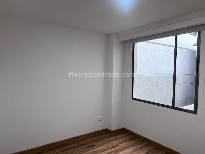 Apartamento en venta en Cedritos, Bogotá · foto 3 de 8