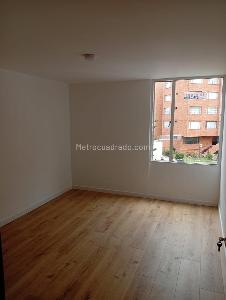 Apartamento en venta en Cedritos, Bogotá · foto 2 de 13