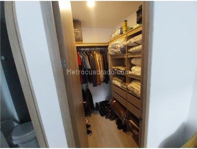 Apartamento en venta en Las Americas, Bogotá · foto 9 de 17