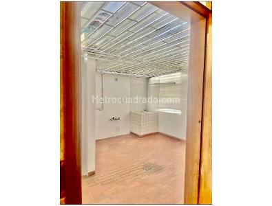 Casa de 4 alcobas en venta en Alhambra, Bogotá, 330 m² · foto 12 de 16