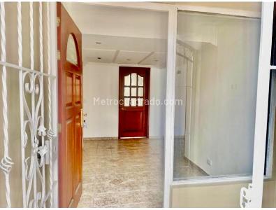 Casa de 4 alcobas en venta en Alhambra, Bogotá, 330 m² · foto 13 de 16