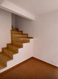 Casa de 3 alcobas en venta en El Redil, Bogotá, 70 m² · foto 2 de 18