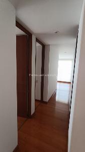Apartamento de 3 alcobas en venta en San Rafael, Bogotá, 100 m² · foto 6 de 13
