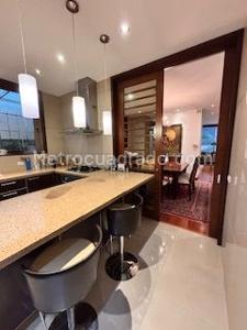 Apartamento de 3 alcobas en arriendo en Parque Del Chico, Bogotá, 228 m² · foto 10 de 12