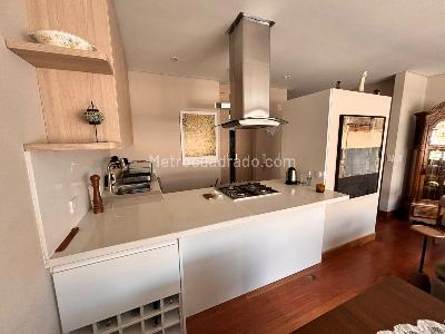 Apartamento de 1 alcoba en venta en Chico Reservado, Bogotá, 75 m² · foto 3 de 12