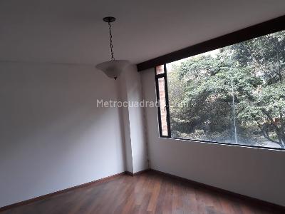 Apartamento de 3 alcobas en venta en Bella Suiza Cedritos, Bogotá, 145 m² · foto 3 de 12