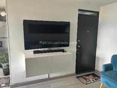 Apartamento en venta en Castilla, Bogotá · foto 3 de 10