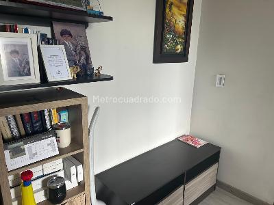 Apartamento en venta en Castilla, Bogotá · foto 4 de 10