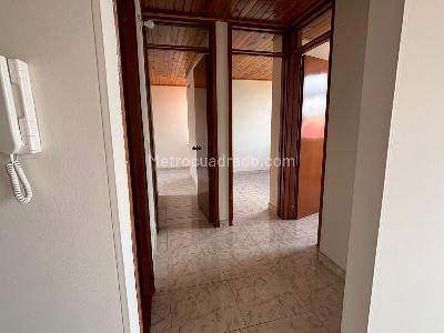 Apartamento en venta en Britalia Norte, Bogotá · foto 2 de 9