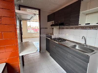 Apartamento en venta en Britalia Norte, Bogotá · foto 8 de 9
