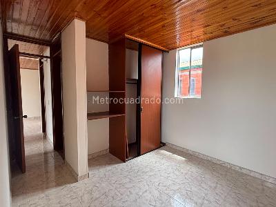 Apartamento en venta en Britalia Norte, Bogotá · foto 3 de 9