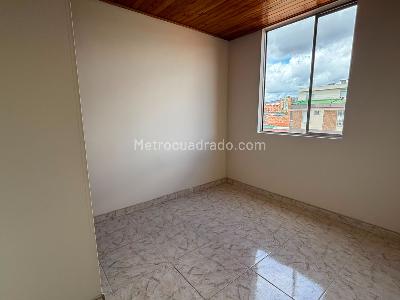 Apartamento en venta en Britalia Norte, Bogotá · foto 4 de 9