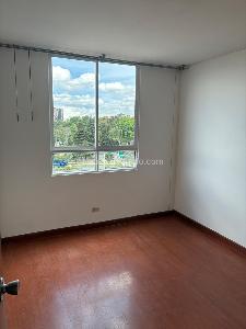 Apartamento de 3 alcobas en venta en Cuidad Salitre Occidental, Bogotá, 68 m² · foto 4 de 16