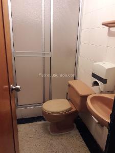 Casa de 5 alcobas en venta en J Vargas, Bogotá, 580 m² · foto 18 de 19