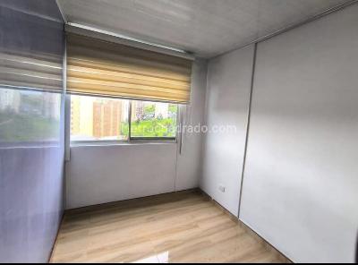 Apartamento de 3 alcobas en venta en Molinos Del Sur, Bogotá, 47 m² · foto 2 de 9