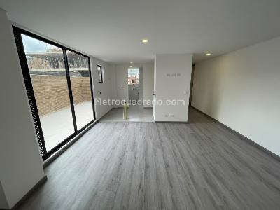 Apartamento en venta en Quinta Paredes, Bogotá · foto 5 de 11