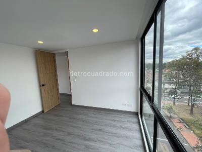 Apartamento en venta en Quinta Paredes, Bogotá · foto 2 de 11