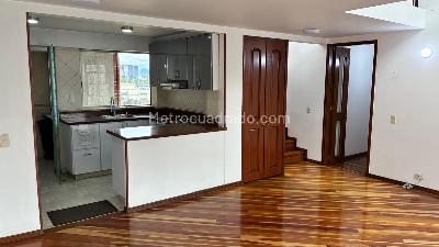 Apartamento de 4 alcobas en venta en Ciudad Salitre Oriental, Bogotá, 146 m² · foto 2 de 20