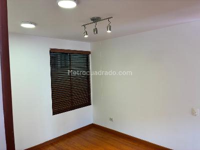 Apartamento de 3 alcobas en venta en Lagos De Cordoba, Bogotá, 106 m² · foto 7 de 18