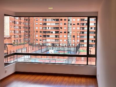 Apartamento de 3 alcobas en venta en Lagos De Cordoba, Bogotá, 106 m² · foto 2 de 18