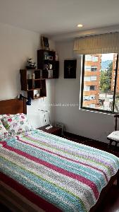Apartamento de 3 alcobas en venta en Lagos De Cordoba Niza, Bogotá, 154 m² · foto 14 de 20