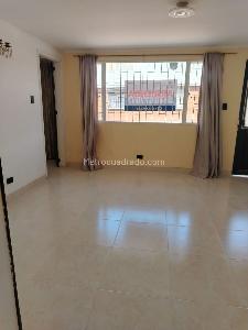 Casa de 4 alcobas en venta en La Aurora, Bogotá, 221 m² · foto 5 de 20