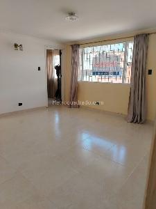 Casa de 4 alcobas en venta en La Aurora, Bogotá, 221 m² · foto 7 de 20