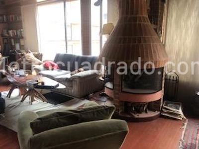 Apartamento de 3 alcobas en venta en Chico Reservado, Bogotá, 186 m² · foto 2 de 19