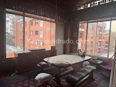 Apartamento de 3 alcobas en venta en Chico Reservado, Bogotá, 186 m² · foto 18 de 19