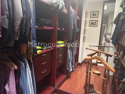Apartamento de 3 alcobas en venta en Chico Reservado, Bogotá, 186 m² · foto 19 de 19