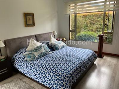 Casa de 4 alcobas en venta en Hacienda San Simon Pl, Bogotá, 337 m² · foto 12 de 19