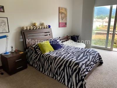 Casa de 4 alcobas en venta en Hacienda San Simon Pl, Bogotá, 337 m² · foto 17 de 19