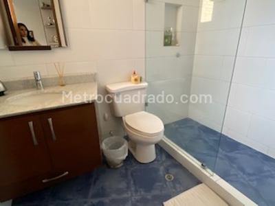 Casa de 4 alcobas en venta en Hacienda San Simon Pl, Bogotá, 337 m² · foto 18 de 19