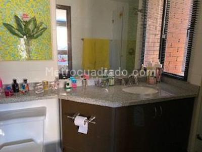 Apartamento de 4 alcobas en venta en La Cabrera, Bogotá, 330 m² · foto 15 de 20