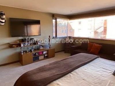 Apartamento de 4 alcobas en venta en La Cabrera, Bogotá, 330 m² · foto 17 de 20