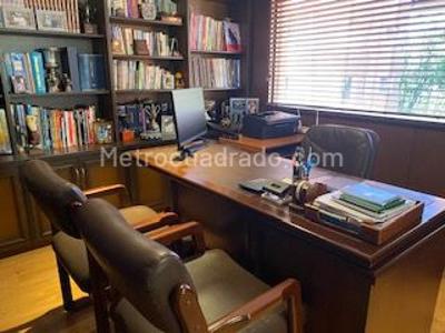 Apartamento de 4 alcobas en venta en La Cabrera, Bogotá, 330 m² · foto 5 de 20