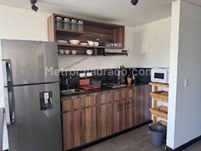 Apartaestudio en venta en Chapinero, Bogotá, 54 m² · foto 9 de 18