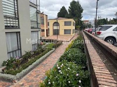 Apartamento en venta en Cedritos, Bogotá · foto 15 de 17