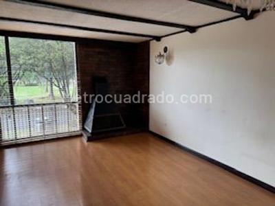 Apartamento en venta en Cedritos, Bogotá · foto 2 de 17