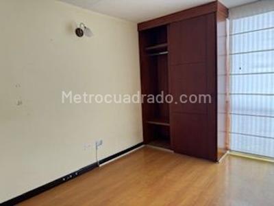 Apartamento en venta en Cedritos, Bogotá · foto 7 de 17